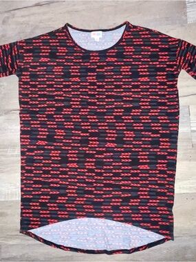 LuLaRoe Black and Red Short Sleeve Women's Top